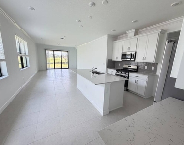 10676 Nw Wilgrove Lane - Photo Thumbnail 1