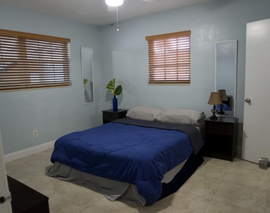 6509 Pines Parkway - Photo Thumbnail 17