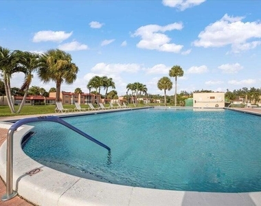 160 Lake Frances Drive - Photo Thumbnail 2