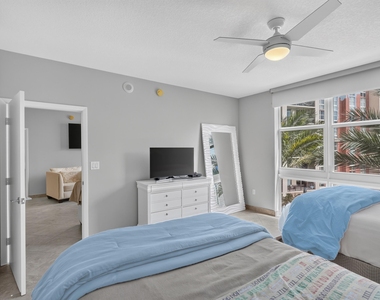 550 Okeechobee Boulevard - Photo Thumbnail 15