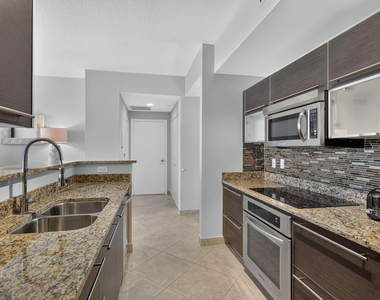 550 Okeechobee Boulevard - Photo Thumbnail 27