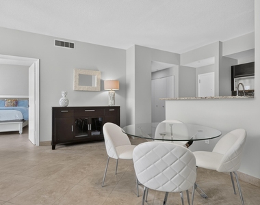 550 Okeechobee Boulevard - Photo Thumbnail 20