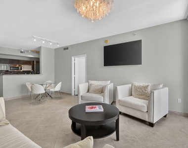 550 Okeechobee Boulevard - Photo Thumbnail 17