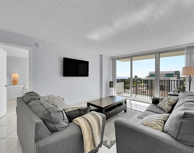 525 N Ocean Boulevard - Photo Thumbnail 4