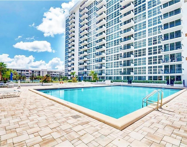 525 N Ocean Boulevard - Photo Thumbnail 23