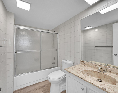 525 N Ocean Boulevard - Photo Thumbnail 11