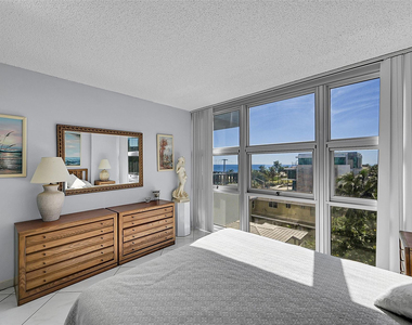 525 N Ocean Boulevard - Photo Thumbnail 12