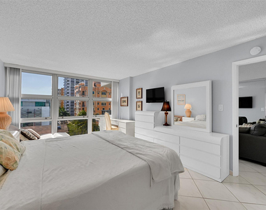 525 N Ocean Boulevard - Photo Thumbnail 10