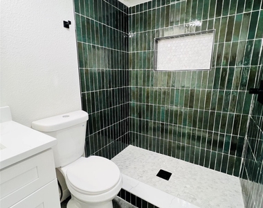 1703 Justin Lyn Street - Photo Thumbnail 11