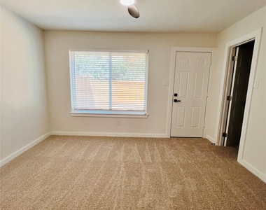 1701 Justin Lyn Street - Photo Thumbnail 9