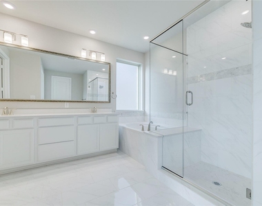 2121 Sumard Drive - Photo Thumbnail 21