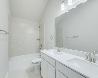 2121 Sumard Drive - Photo Thumbnail 24