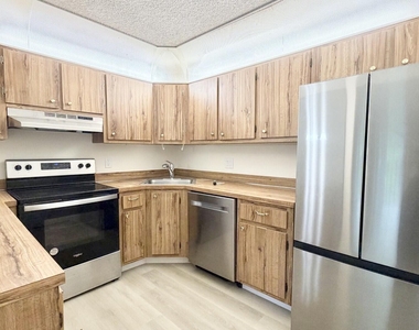 4877 Sable Pine Circle - Photo Thumbnail 3