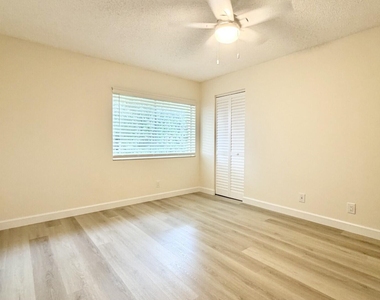 4877 Sable Pine Circle - Photo Thumbnail 6