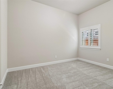 2632 Preakness Place - Photo Thumbnail 18