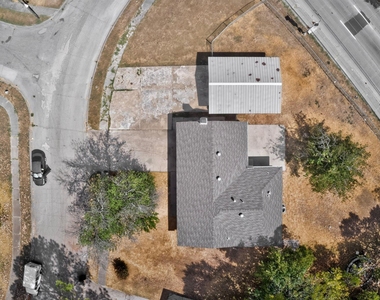 2402 Loyce Drive - Photo Thumbnail 37