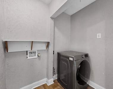 2402 Loyce Drive - Photo Thumbnail 29
