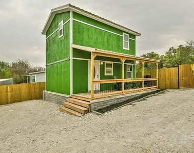 824 S Blue Quail Court - Photo Thumbnail 11