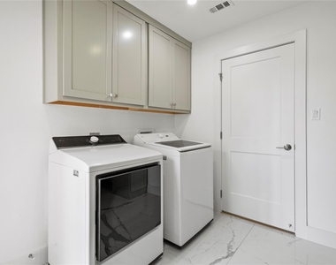 17327 Davenport Road - Photo Thumbnail 28
