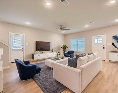 4507 Oatman Drive - Photo Thumbnail 2