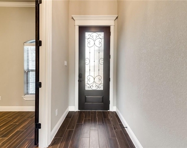 3100 Main Street - Photo Thumbnail 16