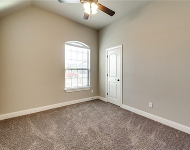 3100 Main Street - Photo Thumbnail 14