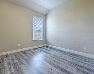 11438 Santa Maria Road - Photo Thumbnail 25