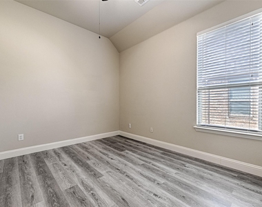 11438 Santa Maria Road - Photo Thumbnail 21