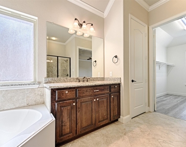 11438 Santa Maria Road - Photo Thumbnail 8