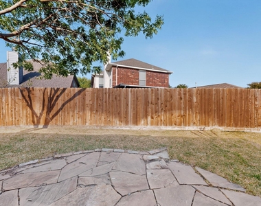 11529 Petunia Drive - Photo Thumbnail 23