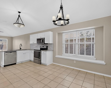 11529 Petunia Drive - Photo Thumbnail 8