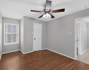 11529 Petunia Drive - Photo Thumbnail 16