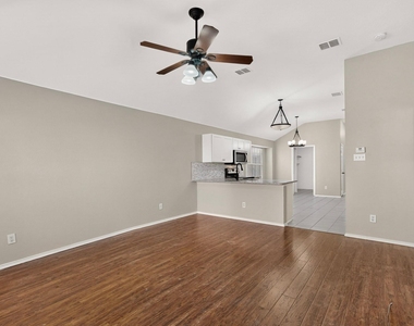 11529 Petunia Drive - Photo Thumbnail 4