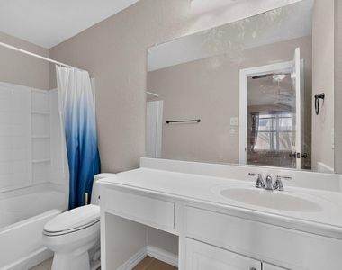11529 Petunia Drive - Photo Thumbnail 14