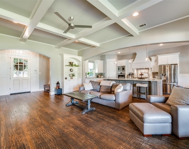 650 Cypress Point Drive - Photo Thumbnail 4