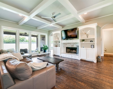 650 Cypress Point Drive - Photo Thumbnail 2