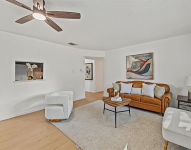 224 Mountain View Drive - Photo Thumbnail 2