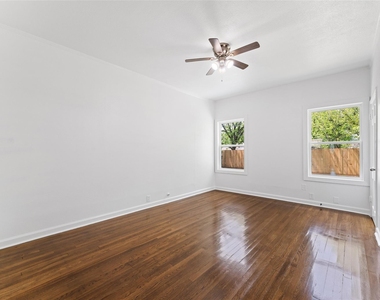 2405 Monroe Street - Photo Thumbnail 14