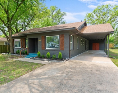 2405 Monroe Street - Photo Thumbnail 4