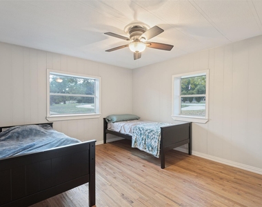 230 Overlook Trail - Photo Thumbnail 8