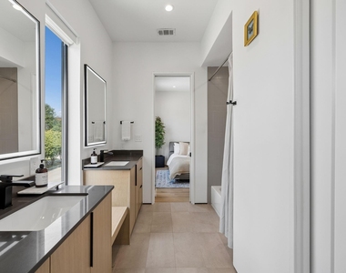 5548 Sears Street - Photo Thumbnail 29