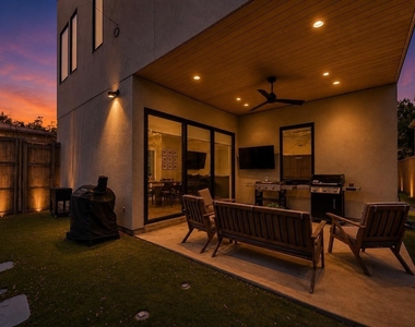 5548 Sears Street - Photo Thumbnail 1