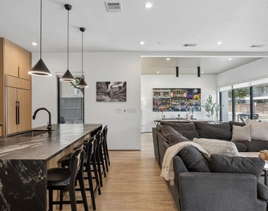 5548 Sears Street - Photo Thumbnail 15