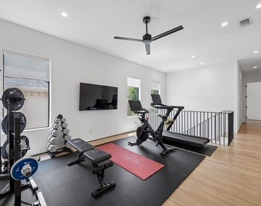 5548 Sears Street - Photo Thumbnail 26