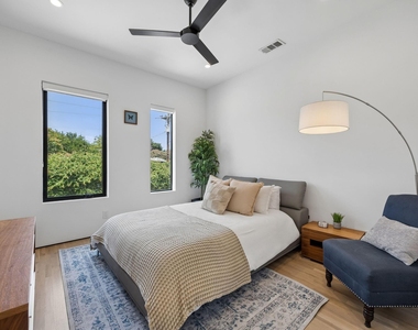 5548 Sears Street - Photo Thumbnail 27