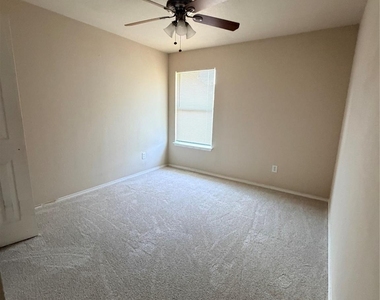 1149 Weaver Street - Photo Thumbnail 15