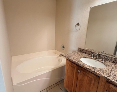 1149 Weaver Street - Photo Thumbnail 8
