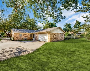 1209 Valley Vista Drive - Photo Thumbnail 12