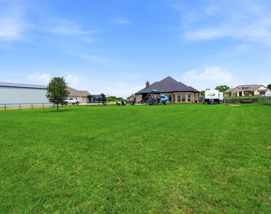 1027 Hope Court - Photo Thumbnail 23