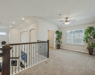 1267 Binfield Drive - Photo Thumbnail 21